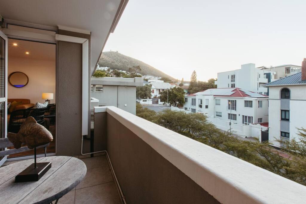 Elegant With Parking Apartment