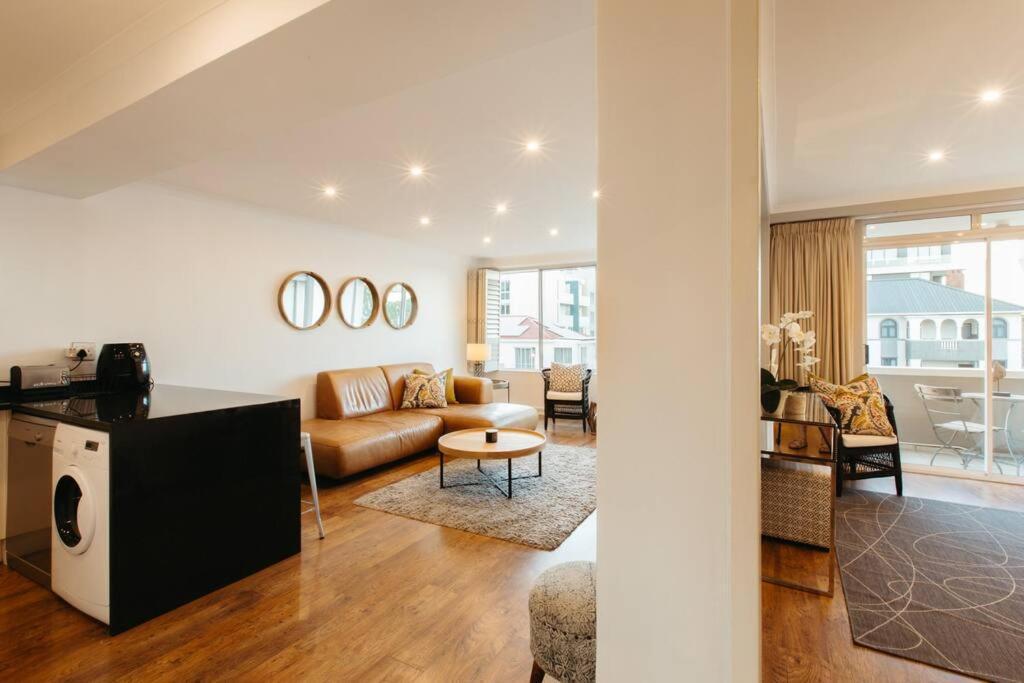 Apartment Elegant With Parking *