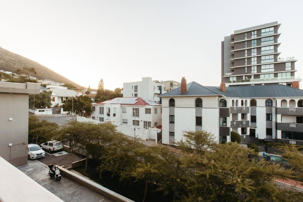 Elegant With Parking Apartment